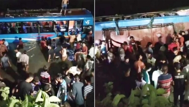 রংপুরে বরযাত্রীবাহী বাস নিয়ন্ত্রণ হারিয়ে পুকুরে, নিহত ৩ ও আহত ২৫